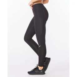 2XU Women's Aero Vent Mid-rise Compression 9 2XU Women's Aero Vent Mid-rise Compression -Skiutstyrsbutikk 2xu women s aero vent mid rise compression black silver 2
