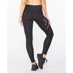 2XU Women's Aero Vent Mid-rise Compression 11 2XU Women's Aero Vent Mid-rise Compression -Skiutstyrsbutikk 2xu women s aero vent mid rise compression black silver 4