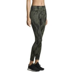 CASALL Women's Iconic Printed 7/8 Tights -Skiutstyrsbutikk casall women s iconic printed 7 8 tights survive dark green 2