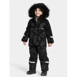 DIDRIKSONS Kids' Bjärven Special Edition Parka -Skiutstyrsbutikk didriksons kids bjarven special edition parka island print reflex 2