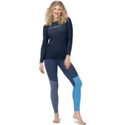 Norrøna Women's Falketind Equaliser Merino Round Neck 8 Norrøna Women's Falketind Equaliser Merino Round Neck -Skiutstyrsbutikk norrona women s falketind equaliser merino round neck indigo night 2