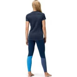 Norrøna Women's Falketind Equaliser Merino T-Shirt 9 Norrøna Women's Falketind Equaliser Merino T-Shirt -Skiutstyrsbutikk norrona women s falketind equaliser merino t shirt indigo night 3