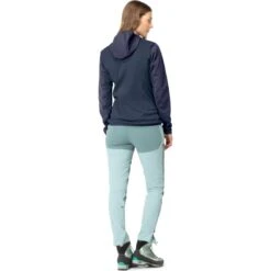 Norrøna Women's Falketind Warm2 Octa Hood -Skiutstyrsbutikk norrona women s falketind warm2 octa hood indigo night 3