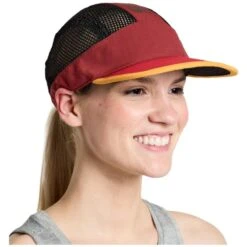 Saucony Women's Outpace Foamie Hat